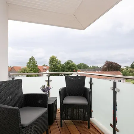 Brenkenhagener Weg 4 7 *