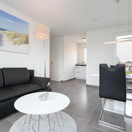 Brenkenhagener Weg 4 7 Daire *